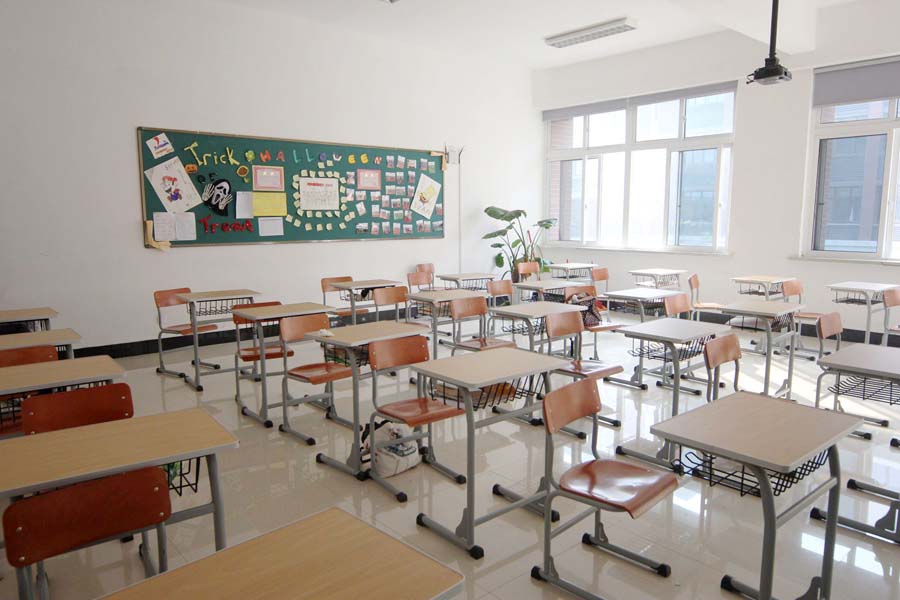 上海金山区枫叶小学教室