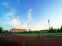 上海成才国际高中操场