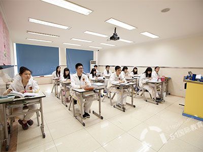 北京私立新亚国际学校