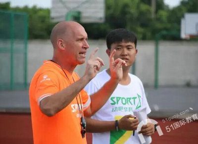 苏州市青少年校园足球精英训练营：外教