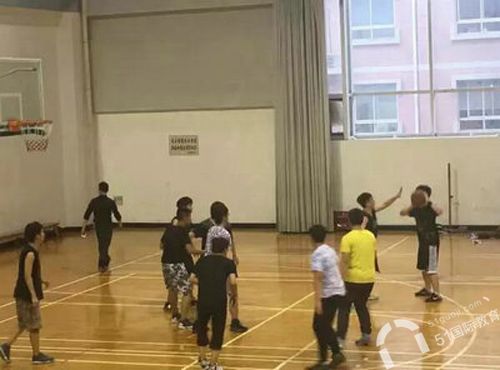 上海外国语大学国际高中a-level中心2016篮球友谊赛
