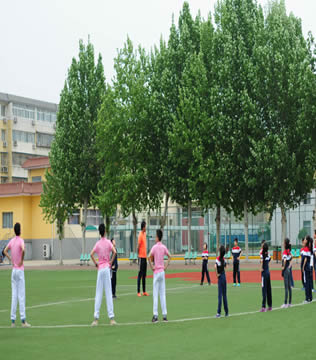 北京中加学校校园环境一