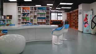美国林登中学上海分校图书馆