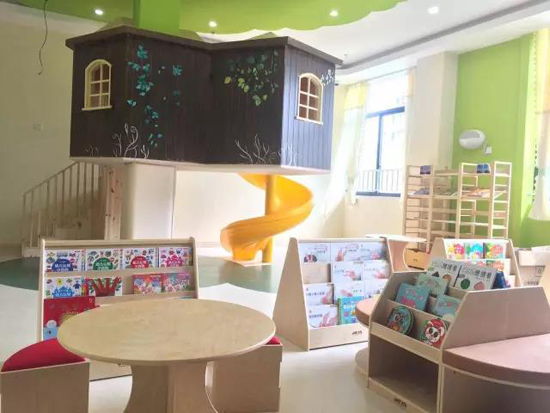 上海学乐星幼儿园图书阅览室