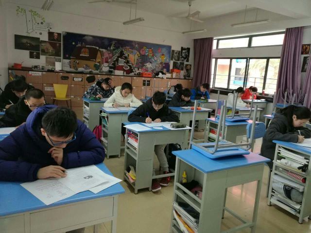 上海新和诺斯克劳斯中学课程有哪些