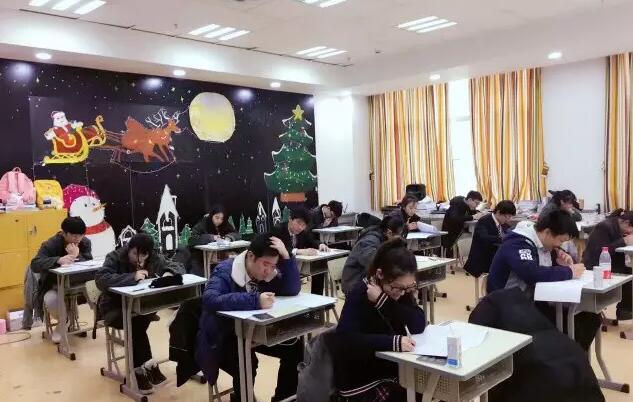 上海金苹果学校教室