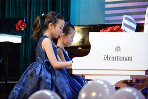 北京爱迪国际学校钢琴比赛