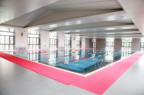 天津黑利伯瑞国际学校游泳馆