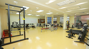 上海教科实验中学健身房