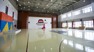 青岛盟诺国际学校室内篮球场