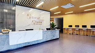 成都冠城实验学校IEC国际教育中心大厅