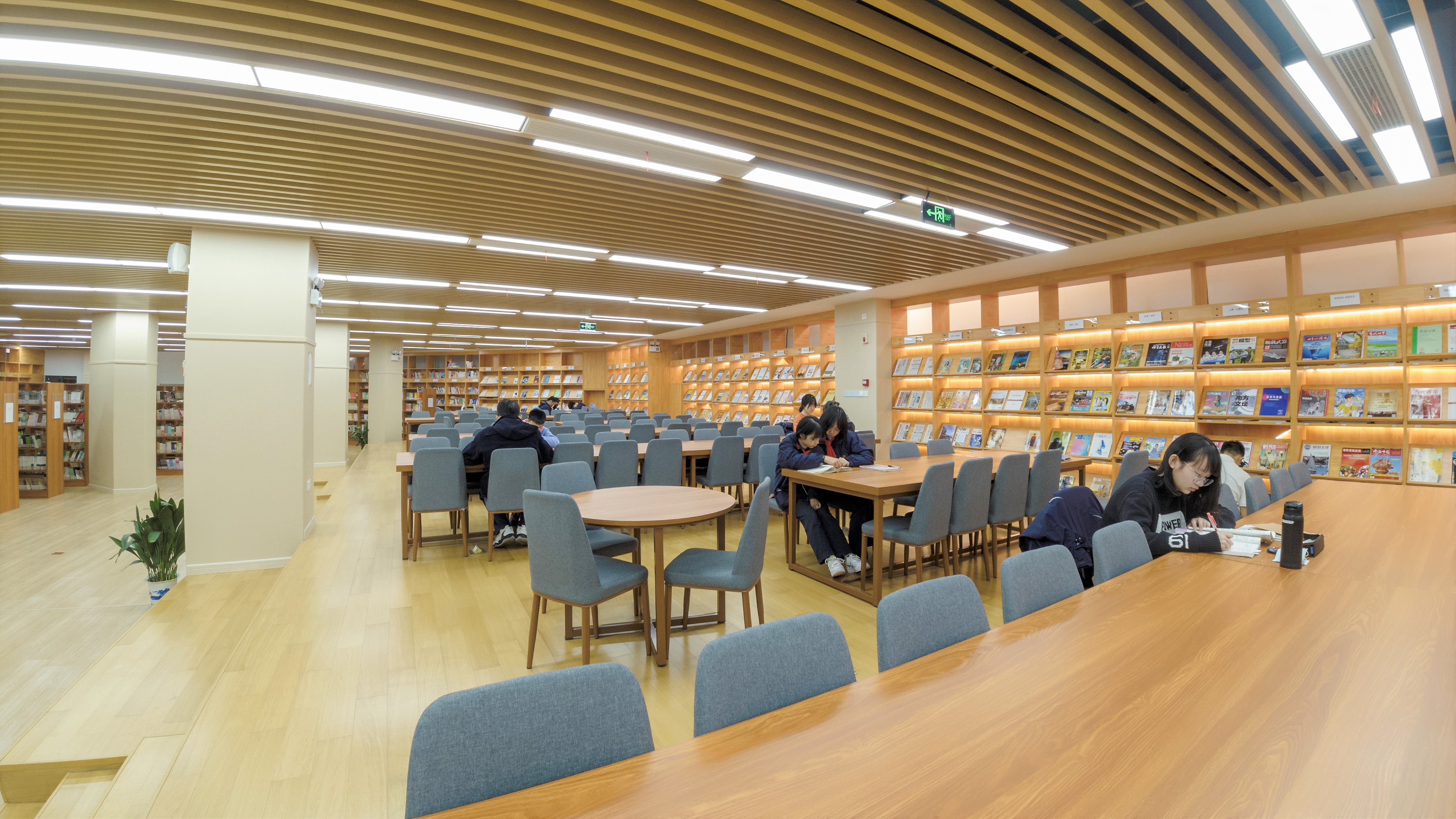 杭州英特外国语学校图书馆