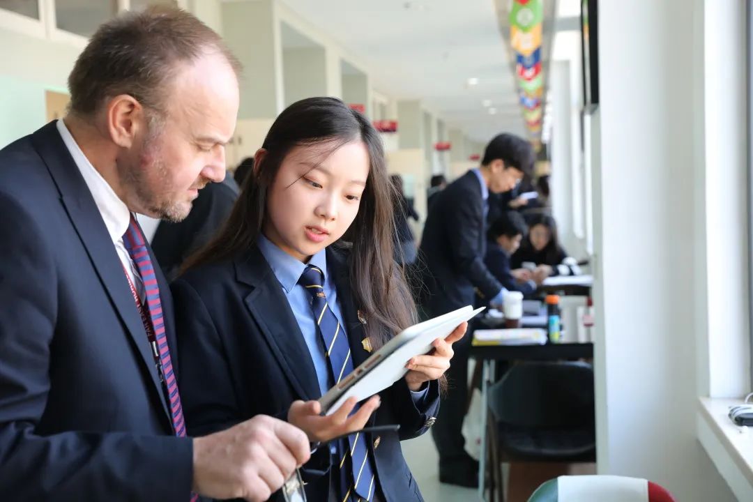 青岛崂山区宏文学校