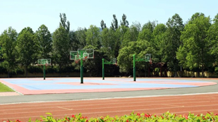 北京师达中学国际部篮球场