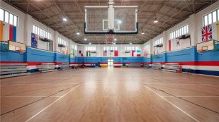 上海美高双语学校室内篮球馆