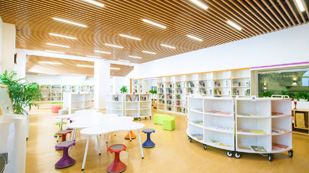 北京德闳学校图书馆