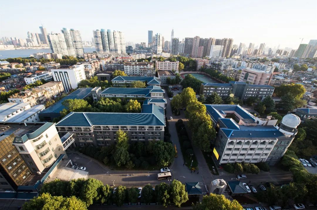 武昌实验中学全景.jpg