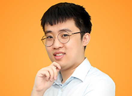 维多利亚世界学院：Huang Qi 经济学教师