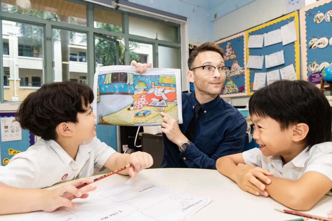 广州中黄外国语小学沉浸式英语课堂