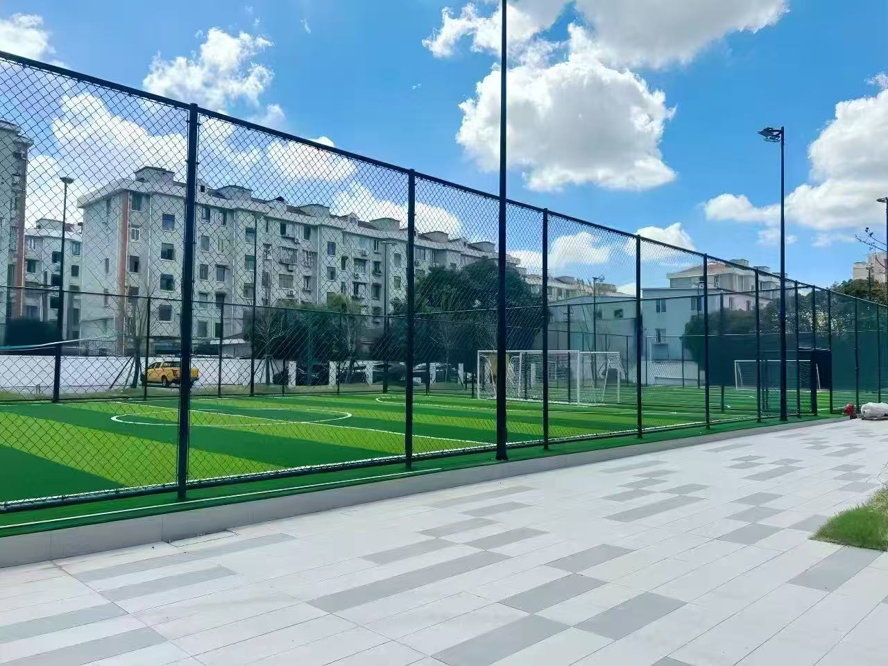 上科国际融合高中球场