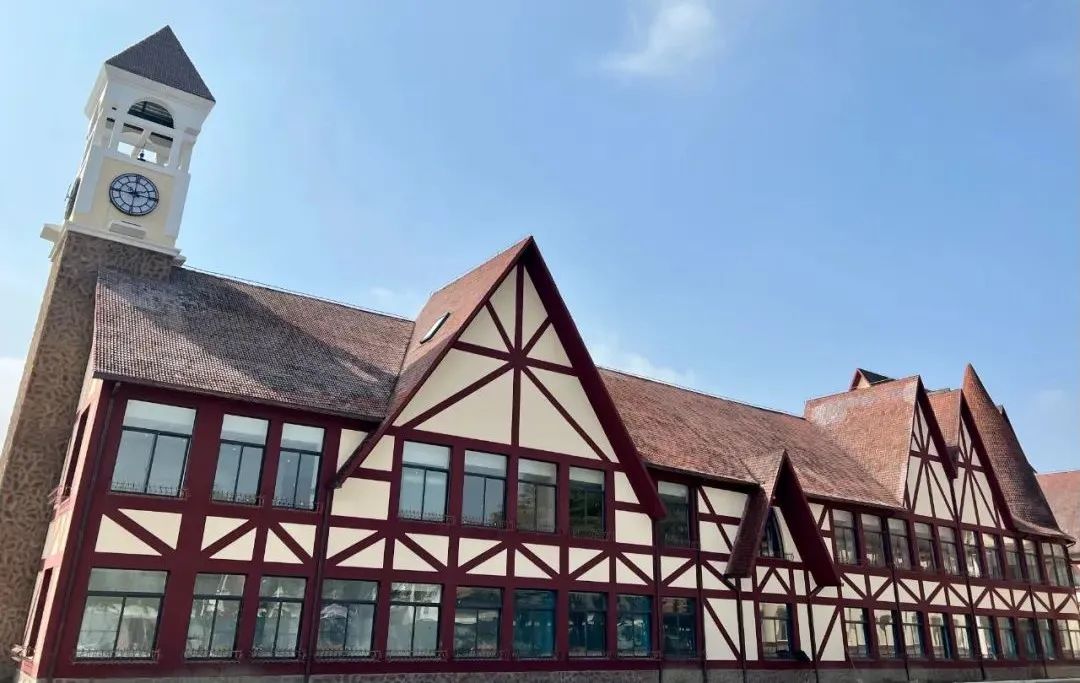 上海励滕伯克曼学校.jpg