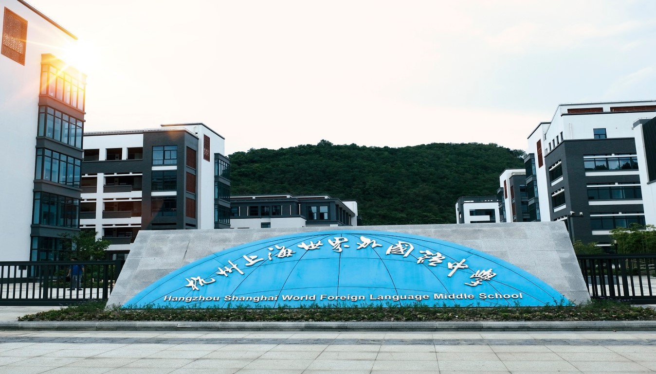 屏幕截图 2025-10-18 083952.jpg