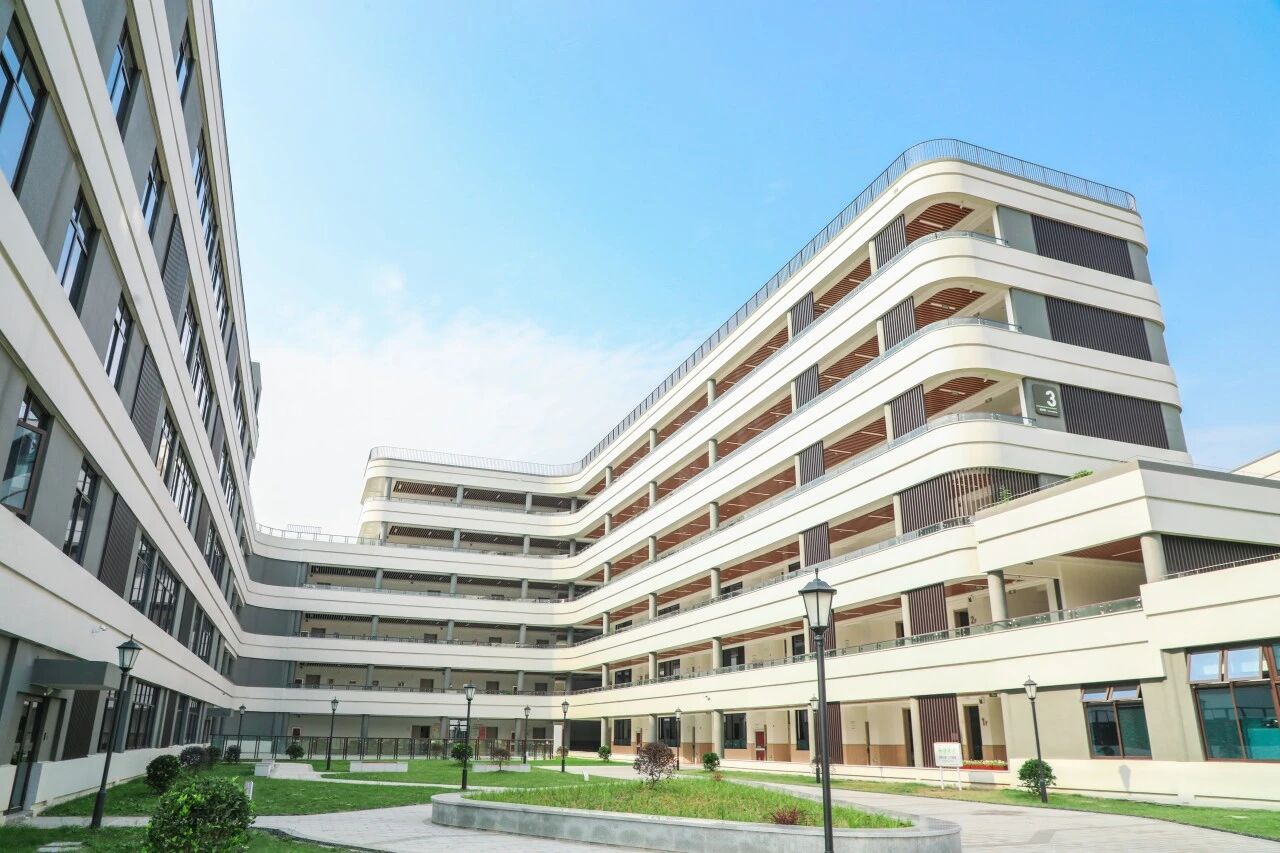 杭州市富阳黄公望高级中学教学楼