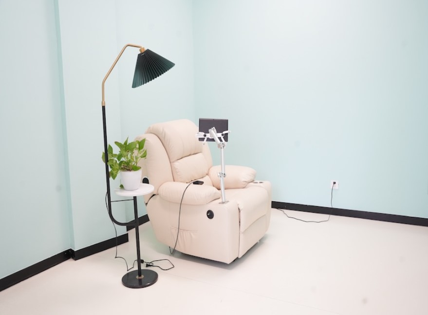 衢州市高铁新城外国语学校心理咨询室