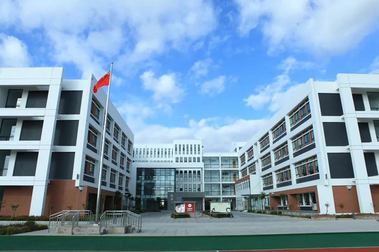 潍坊市奎文区德润学校