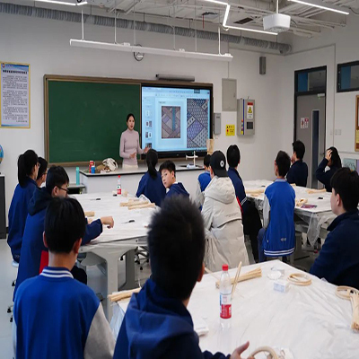 北京丽泽国际学校初中部课程招生简章